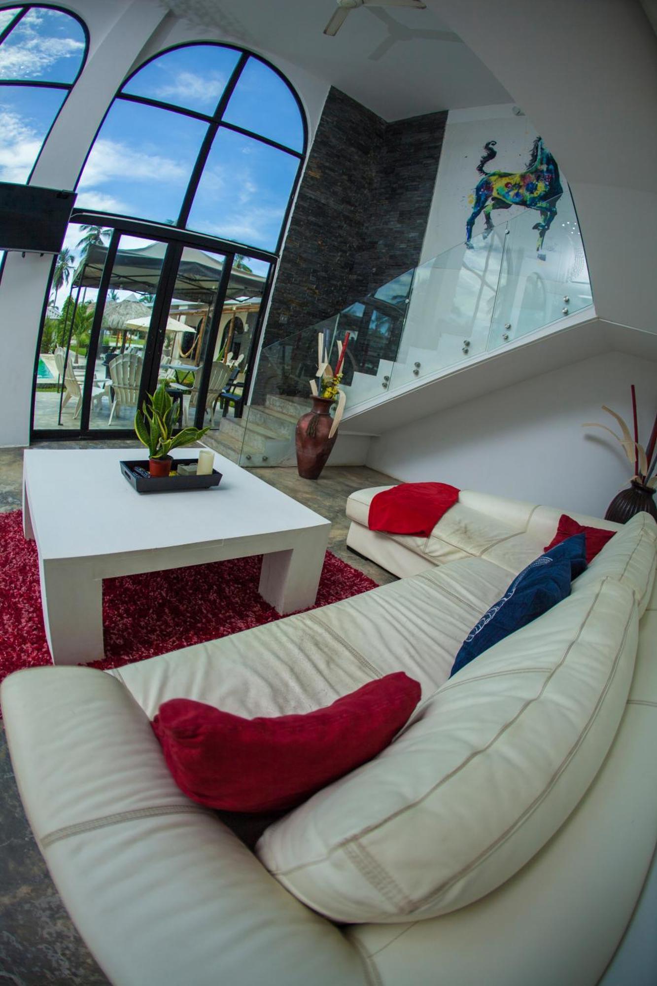 Show Pony Beach Resort And Suites Las Lajas  Luaran gambar